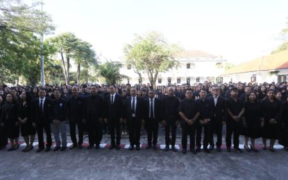 เรวัตฯ นายก อบจ.ภูเก็ต จัดโครงการเทิดทูนสถาบันชาติ ศาสนา และพระมหากษัตริย์ “กิจกรรมรวมพลังแห่งความภักดี ถวายเป็นพระราชกุศลแด่สมเด็จพระนางเจ้าสิริกิติ์ พระบรมราชินีนาถ พระบรมราชชนนีพันปีหลวง”