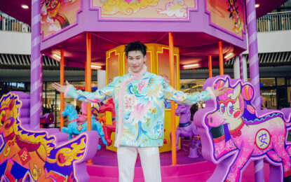 ออฟโรด – กันตภณ จินดาทวีผล ชวนรับพลังมงคลตรุษจีนปีม้า ที่เมกาบางนา กับแคมเปญ “MEGA CHINESE NEW YEAR 2026 โชคดีม้าแล้ว” ตะลุยเช็คอินแลนด์มาร์กอาร์ตร่วมสมัย และสนุกกับกิจกรรมเสริมความปัง  ตั้งแต่ 1 – 28 ก.พ. 69