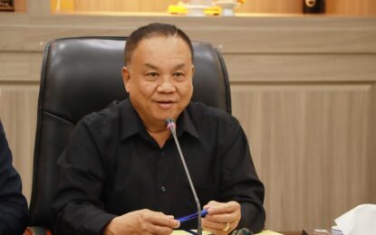 เรวัตฯ นายก อบจ.ภูเก็ต ลงนาม MOU โครงการ “สานใยรัก คน 3 วัย” เสริมสร้างครอบครัวอบอุ่น ชุมชนเข้มแข็ง