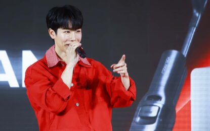 Roborock สะเทือนวงการทำความสะอาด! จัดงาน “Rocking the Real Clean” เปิดตัวหุ่นยนต์ดูดฝุ่น และเครื่องดูดฝุ่น นวัตกรรมสุดล้ำ พร้อมดึง “วอร์ วนรัตน์” ร่วมสร้างปรากฏการณ์บ้านสะอาดแบบสมาร์ท