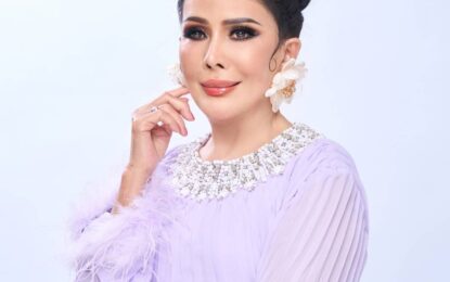 เพชรา เชาวราษฎร์ เผยโฉมวัย84ปี สวยเช้งกระเดะ ผ่าตัดดึงหน้าชุดใหญ่