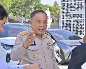 เรวัตฯ นายก อบจ.ภูเก็ต ร่วมกับ นายกฯ รัษฎา ลงสำรวจพื้นที่เพื่อขยายเส้นทาง บริเวณถนนกาญจนาอุทิศ ยกระดับโครงสร้างพื้นฐาน รองรับการจราจรที่เพิ่มขึ้น