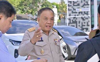 เรวัตฯ นายก อบจ.ภูเก็ต ร่วมกับ นายกฯ รัษฎา ลงสำรวจพื้นที่เพื่อขยายเส้นทาง บริเวณถนนกาญจนาอุทิศ ยกระดับโครงสร้างพื้นฐาน รองรับการจราจรที่เพิ่มขึ้น