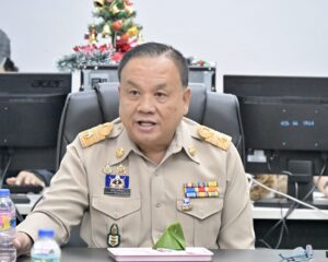 เรวัตฯ นายก อบจ.ภูเก็ต ลงพื้นที่ติดตามการเปิดใช้งานระบบลงทะเบียนผู้โดยสารเรือท่องเที่ยวแบบเต็มรูปแบบ