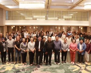 เรวัตฯ นายก อบจ.ภูเก็ต เปิดเวทีรับฟังปัญหาขนส่งมวลชน เดินหน้าจัดทำแผนแม่บทพัฒนาการเดินทางเมืองภูเก็ต