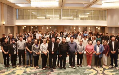 เรวัตฯ นายก อบจ.ภูเก็ต เปิดเวทีรับฟังปัญหาขนส่งมวลชน เดินหน้าจัดทำแผนแม่บทพัฒนาการเดินทางเมืองภูเก็ต