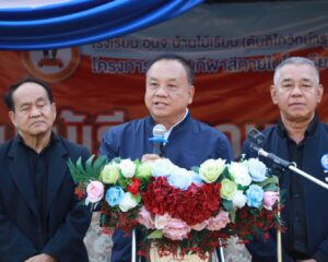 เรวัตฯ นายก  อบจ.ภูเก็ต เปิดการแข่งขันกีฬา “บ้านไม้เรียบเกมส์ ครั้งที่ 9” ส่งเสริมสุขภาพ สร้างสามัคคี เติมเต็มพลังเยาวชน