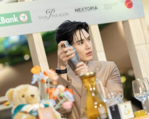 “นิว ฐิติภูมิ” โชว์สกิลบาริสต้า เสิร์ฟเครื่องดื่มสูตรพิเศษจากโครงการหลวง   ในงาน Royal Project Gastronomy Festival 2026 @ Siam Paragon