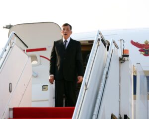 ในหลวง-พระราชินี เสด็จฯ เยือนสาธารณรัฐประชาธิปไตยประชาชนลาวอย่างเป็นทางการ