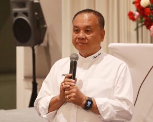 เรวัตฯ นายก  อบจ.ภูเก็ต บรรยายพิเศษ เสริมบทบาทผู้นำศาสนา สู่การพัฒนาจังหวัด