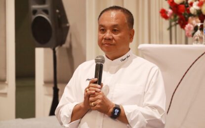 เรวัตฯ นายก  อบจ.ภูเก็ต บรรยายพิเศษ เสริมบทบาทผู้นำศาสนา สู่การพัฒนาจังหวัด