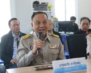 เรวัตฯ นายก อบจ.ภูเก็ต ต้อนรับคณะ ป.ป.ช. ลงพื้นที่ติดตามโครงการระเบียงกระจกหาดสุรินทร์