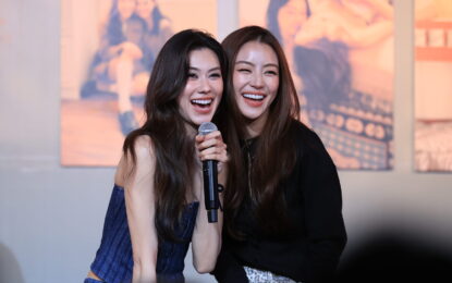 ตอกย้ำความฮอต! “ลีน่า-หมิว” แฟนคลับล้นตึกมาลีนนท์  แจกโมเมนต์ยิ้มไม่หุบ  ในงาน Photobook Fansign ครั้งแรก!