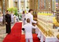 พระบาทสมเด็จพระเจ้าอยู่หัว และสมเด็จพระนางเจ้า ฯ พระบรมราชินี เสด็จพระราชดำเนินโดยรถยนต์พระที่นั่ง ไปในการตั้งเปรียญพระภิกษุ และสามเณร เนื่องในพระราชพิธีทรงบำเพ็ญพระราชกุศลวิสาขบูชา พุทธศักราช ๒๕๖๙ ณ พระอุโบสถวัดพระศรีรัตนศาสดาราม พระบรมมหาราชวัง