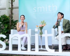 “หมอโอ๊ค” นำ “สมิทธิ์ สกินแคร์” รุกตลาดกันแดดพรีเมียม เปิดตัว “SMITH TOTAL SUNSCREEN ESSENCE” นวัตกรรมกันแดดอัจฉริยะ 6X HYBRID UV FILTERS ปกป้องครอบคลุมด้วยคอนเซปต์ SHIELD & SHINE