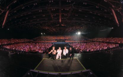 THE TITANS CONCERT สร้างตำนานคอนเสิร์ตแห่งปี 4 มหาเทพ “BAMBAM – JEFF SATUR – PP KRIT – TIMETHAI”  สร้าง “สงครามแห่งความสุข” สุดตราตรึง ครอง X อันดับ 1 ไทย 2 วันซ้อน ทะยานติดเทรนด์โลก