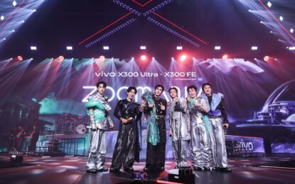 vivo ส่งต่อประสบการณ์ซูมเหนือระดับกับ “ZOOMANIA Concert”  รวมพลังสองเจเนอเรชันดนตรี PROXIE และ POTATO พิสูจน์พลังซูมของ vivo X300 Ultra และ vivo X300 FE ในเวทีจริง