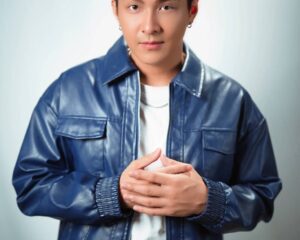 “โหน-ธนากร” พลิกบทบาทผู้กำกับเต็มตัว! นำทีมสร้างซีรีส์ยูริแนวตั้ง “ปริศนาใต้เงาจันทร์” ดันเคมีใหม่ “สไปร์ท-บูม” พร้อมฉากบู๊สุดเข้มข้น