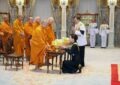 พระบาทสมเด็จพระเจ้าอยู่หัว และสมเด็จพระนางเจ้า ฯ พระบรมราชินี เสด็จออก ณ พระที่นั่งอัมพรสถาน พระราชวังดุสิต พระราชทานพระบรมราชวโรกาสให้ สมเด็จพระมหาวชิราธิบดี (พีร์ สุชาโต) นายกสภามหาวิทยาลัยมหาจุฬาลงกรณราชวิทยาลัย พร้อมด้วยคณะสงฆ์ และบุคคล เฝ้า และเฝ้าทูลละอองธุลีพระบาท ถวาย และทูลเกล้าทูลกระหม่อมถวายพระไตรปิฎกภาษาไทย ฉบับมหาจุฬาลงกรณราชวิทยาลัย เพื่อเฉลิมพระเกียรติเนื่องในโอกาสพระราชพิธีบรมราชาภิเษก พุทธศักราช ๒๕๖๒ และพระไตรปิฎกภาษาบาลี ฉบับมหาวิทยาลัยมหาจุฬาลงกรณราชวิทยาลัย (มหาจุฬาเตปิฏกํ) อ่านว่า มหาจุฬาเตปิตะกัง) เพื่อเฉลิมพระเกียรติเนื่องในโอกาสพระราชพิธีมหามงคลเฉลิมพระชนมพรรษา ๖ รอบ ๒๘ กรกฎาคม ๒๕๖๗ แด่ พระบาทสมเด็จพระเจ้าอยู่หัว  สมเด็จพระนางเจ้า ฯ พระบรมราชินี  สมเด็จพระเจ้าลูกเธอ เจ้าฟ้าสิริวัณณวรี นารีรัตนราชกัญญา  และสมเด็จพระเจ้าลูกยาเธอ เจ้าฟ้าทีปังกรรัศมีโชติ มหาวชิโรตตมางกูร สิริวิบูลยราชกุมาร