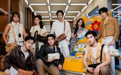 “นนน – กรภัทร์” Friend of Coach SEA ควง “เลิฟ – ภัทรานิษฐ์”  พร้อมเหล่าไอคอนสายแฟชาวเจน Z ร่วมเปิดประสบการณ์ COACH PLAY  ใจกลางสยามสแควร์ แห่งแรกในประเทศไทย