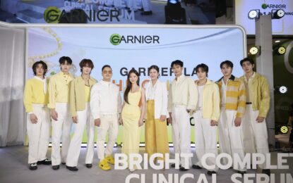 เก้า-สุภัสสรา โชว์ผิวไบร์ทกลางเซ็นทรัลเวิลด์ ชวนสัมผัสประสบการณ์ผิวสวยกระจ่างใส