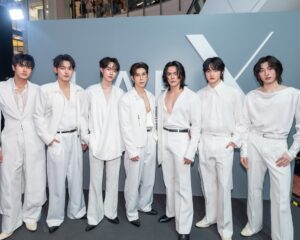 LABX Clinic ฉลองครบรอบ 4 ปี เปิดตัว DEXX 6 คน นั่งแท่น Presenter อย่างเป็นทางการ 
