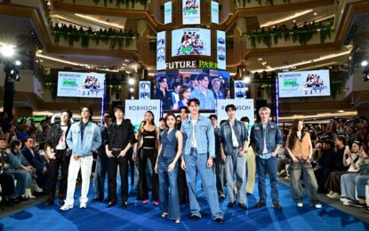 “ROBINSON SUPER JEANS WEEK 2026” เปิด “THE JEANS CLUB” คลับของคนรักยีนส์ชวนอัปเดตเทรนด์ยีนส์ 2026–2027 ช้อปเอ็กซ์คลูซีฟไอเทมยีนส์กว่า 20 แบรนด์ดัง พร้อม 8 หนุ่ม FAVIQแท็กทีมทัพดารา 20 JEANS CLUB MUSES จัดเต็มแฟชั่นโชว์–มินิคอนเสิร์ต บนรันเวย์ยีนส์แห่งปี!